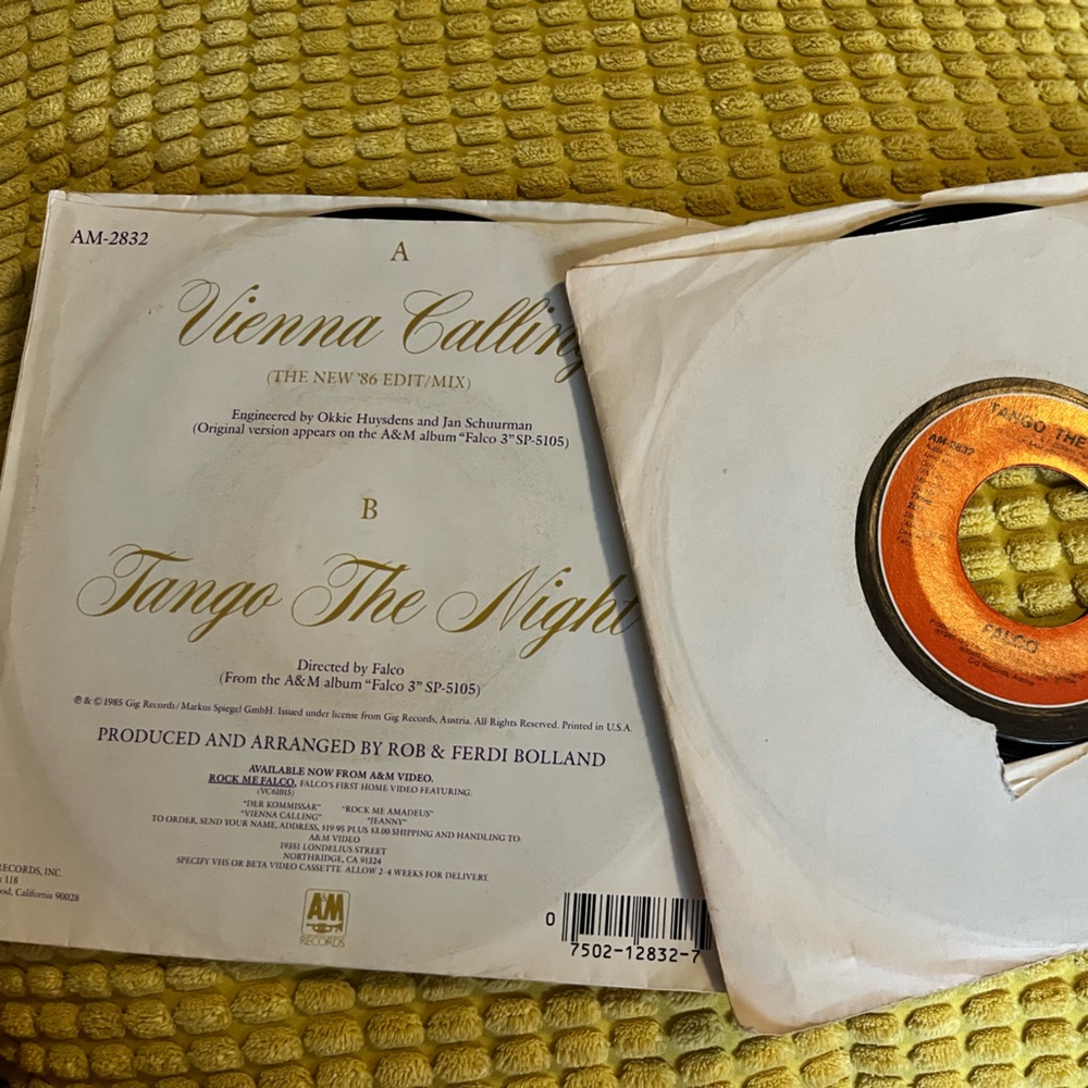 Falco 45 RPM - Picture 2 of 2